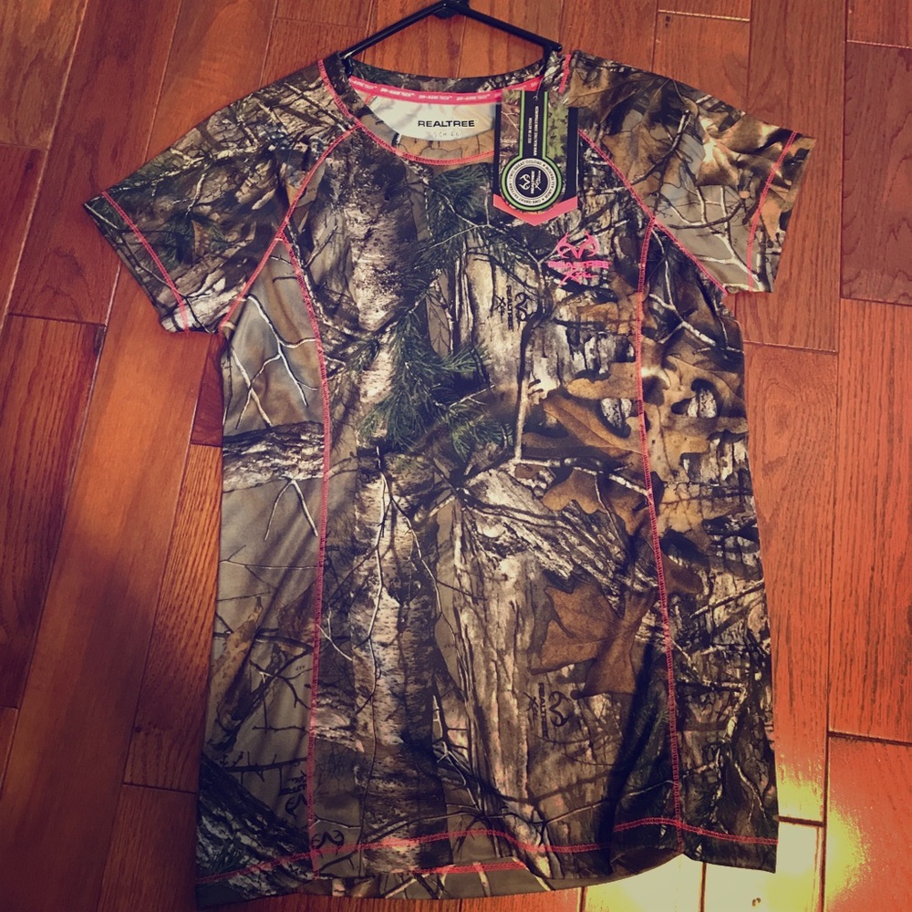 Realtree Xtra camo short sleeve top